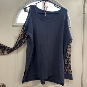 Mittoshop Navy Top with Leopard Print Sleeves